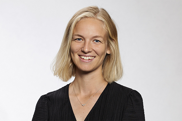 Få en snak med Anna Dufresne Wogensen. Anna arbejder som marketing projektleder og kooperationsspecialist.