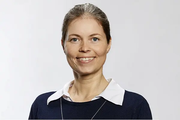 Tina er ansvarlig for formidling af tilbud via hjemmeside og emails.
